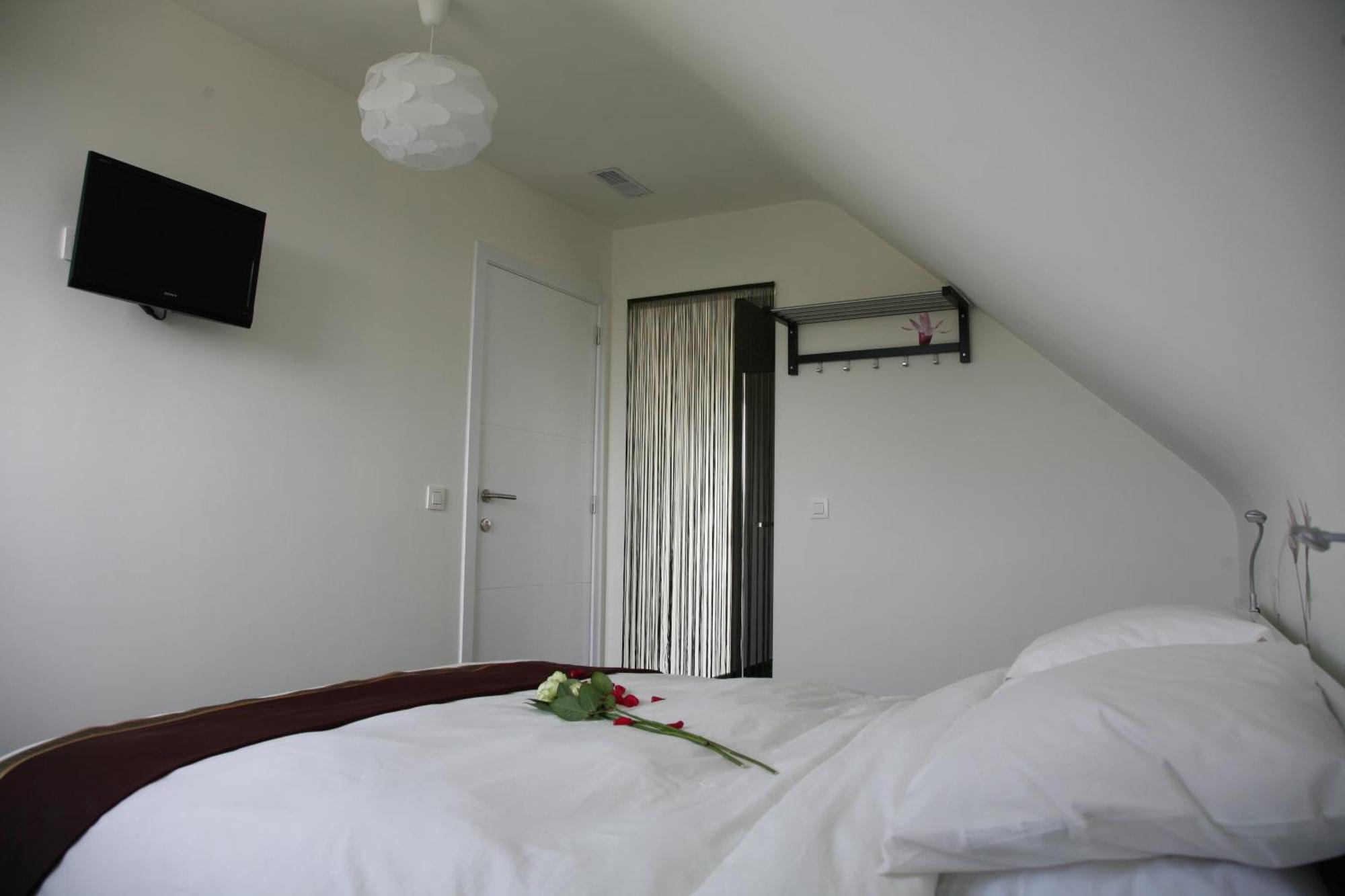 B&B Kanegem Onverbloemd Tielt Kültér fotó